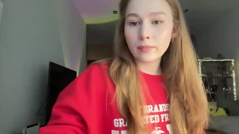 Alisa online show from October 26, 2025, 7:36 am