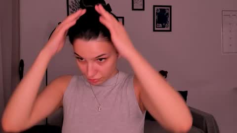 whoislulu online show from November 9, 2025, 7:12 pm