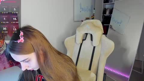 Abby  online show from February 1, 2025, 1:20 pm