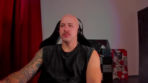 VI online show from October 30, 2025, 6:30 pm