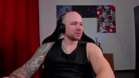 Snapshot of why_you_so_serious chatting on April 29, 2026, 7:09 pm VI online show from April 29, 2026, 7:09 pm