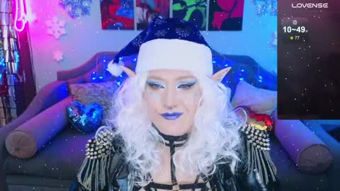 Snapshot of wickedxqueen chatting on January 1, 2025, 6:47 am Laura online show from January 1, 2025, 6:47 am