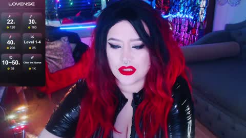 Snapshot of wickedxqueen chatting on January 17, 2025, 5:21 am Laura online show from January 17, 2025, 5:21 am