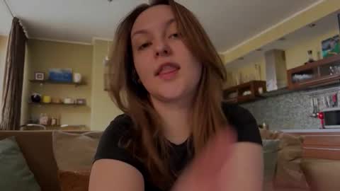 Snapshot of wievin chatting on March 6, 2026, 11:17 am VI online show from March 6, 2026, 11:17 am