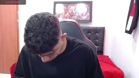 Snapshot of wiilliam_20 chatting on February 24, 2025, 11:54 am wiilliam online show from February 24, 2025, 11:54 am