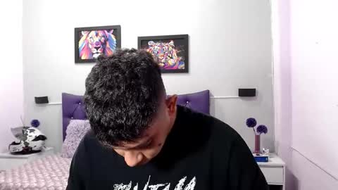 Snapshot of wiilliam_20 chatting on October 24, 2025, 1:40 pm wiilliam online show from October 24, 2025, 1:40 pm