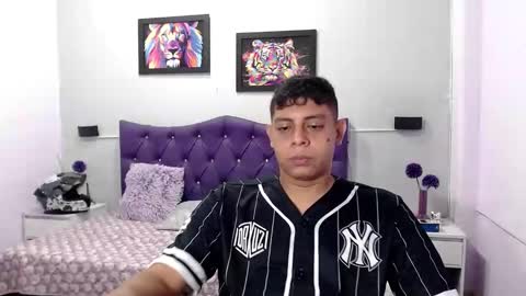 Snapshot of wiilliam_20 chatting on October 27, 2025, 2:43 pm wiilliam online show from October 27, 2025, 2:43 pm