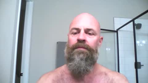 wil1565 online show from December 18, 2025, 1:44 am