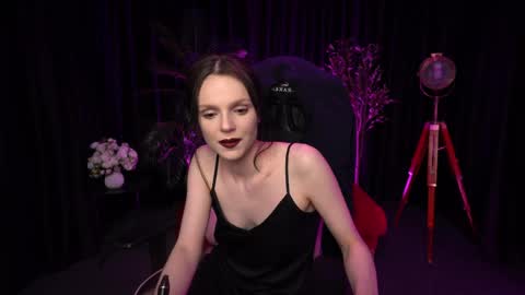 Snapshot of wild_alice_me chatting on April 19, 2026, 6:10 pm Alice online show from April 19, 2026, 6:10 pm