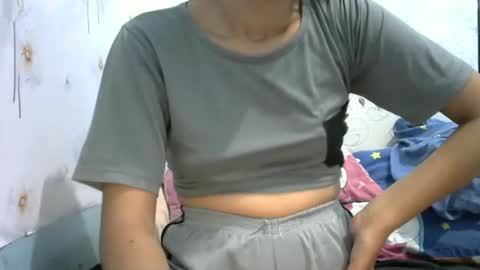 Snapshot of wild_asian_rose chatting on December 22, 2024, 7:31 pm Lyne online show from December 22, 2024, 7:31 pm