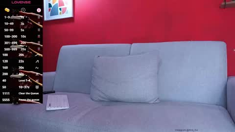 wild_col online show from November 12, 2025, 1:44 pm