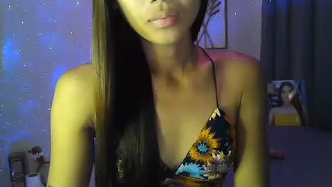 Snapshot of wild_flowerx21 chatting on January 6, 2025, 2:04 am Analyn online show from January 6, 2025, 2:04 am
