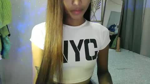 Snapshot of wild_flowerx21 chatting on February 18, 2025, 9:54 am Analyn online show from February 18, 2025, 9:54 am