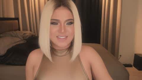 BELLA online show from December 3, 2024, 1:08 am