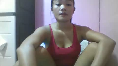 wildchilly_pearl19 online show from November 11, 2025, 3:50 am