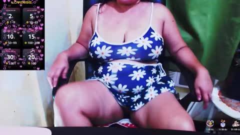 Snapshot of wildhotasianx chatting on December 21, 2025, 5:25 am wildhotasianx online show from December 21, 2025, 5:25 am