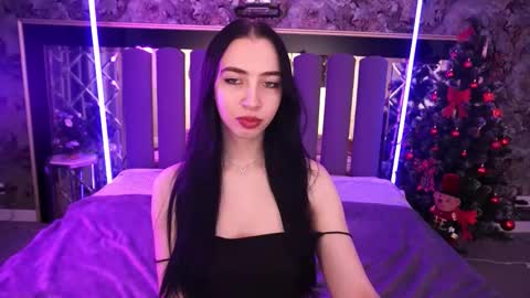 Alena online show from January 14, 2026, 6:52 am