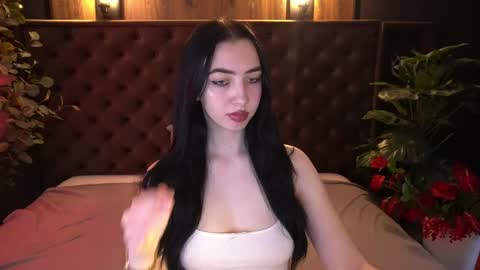 Alena online show from April 17, 2026, 6:05 am