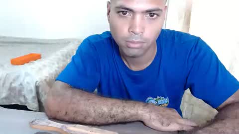 wildloverstv online show from November 1, 2025, 6:43 pm