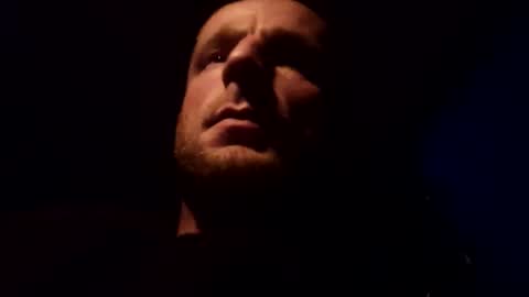 Snapshot of wildmike93 chatting on October 5, 2025, 5:11 pm wildmike93 online show from October 5, 2025, 5:11 pm