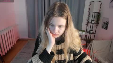 Mila 3 online show from November 20, 2025, 5:07 am