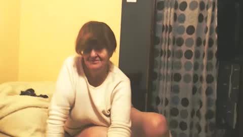 WildRedCat online show from October 28, 2025, 10:23 pm