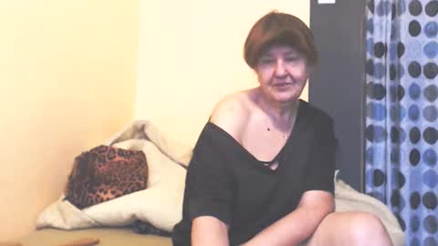 WildRedCat online show from February 8, 2026, 11:46 am