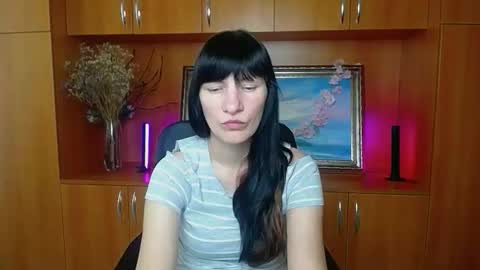Rosalinda online show from May 19, 2026, 12:11 pm