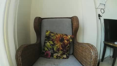 Wild Strawberry online show from February 2, 2025, 8:30 pm