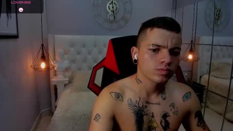 wild online show from October 13, 2025, 3:39 am