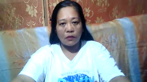 wildveron_205 online show from October 17, 2025, 11:29 pm