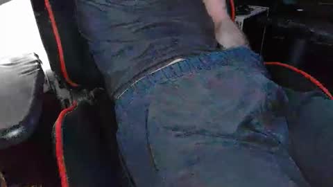 will11493 online show from April 20, 2026, 11:46 am