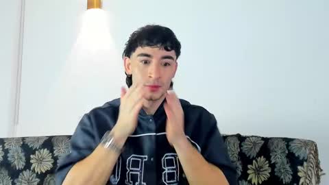 Snapshot of will_ferrari300 chatting on December 21, 2025, 11:06 am will_ferrari300 online show from December 21, 2025, 11:06 am