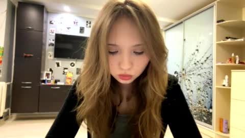 Olivia online show from March 5, 2026, 3:08 pm