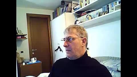 Snapshot of willfire71 chatting on February 22, 2025, 11:13 am Willfire71 online show from February 22, 2025, 11:13 am