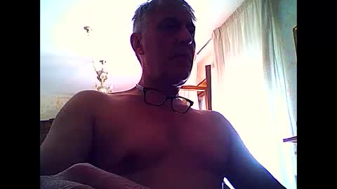 Snapshot of willfire71 chatting on November 9, 2025, 11:19 am Willfire71 online show from November 9, 2025, 11:19 am