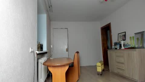 Wilhelmina better Willy online show from September 17, 2025, 5:03 pm