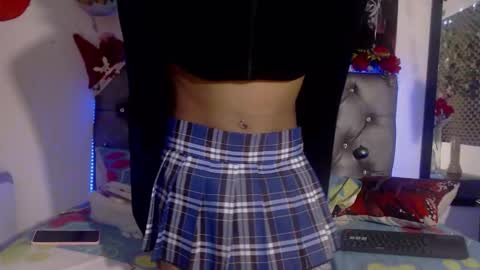 willon_rossie online show from November 28, 2025, 7:27 pm