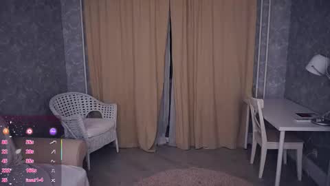 My name is Mia online show from September 11, 2025, 5:35 pm