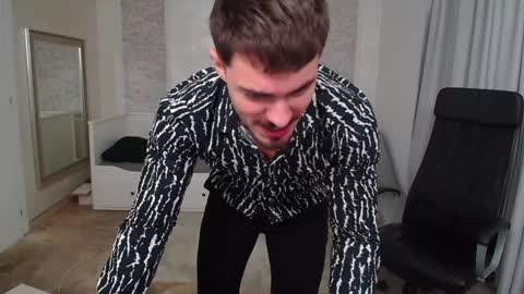 Snapshot of wilsonjules chatting on December 30, 2024, 1:58 pm WilsonJules online show from December 30, 2024, 1:58 pm