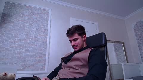 Snapshot of wilsonjules chatting on January 17, 2025, 5:30 pm WilsonJules online show from January 17, 2025, 5:30 pm