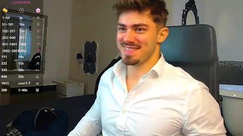 Snapshot of wilsonjules chatting on October 30, 2025, 5:42 am WilsonJules online show from October 30, 2025, 5:42 am