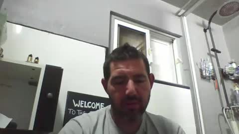 Snapshot of windowpane5 chatting on December 6, 2024, 8:40 pm windowpane online show from December 6, 2024, 8:40 pm