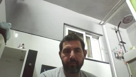 Snapshot of windowpane5 chatting on December 18, 2024, 10:57 pm windowpane online show from December 18, 2024, 10:57 pm