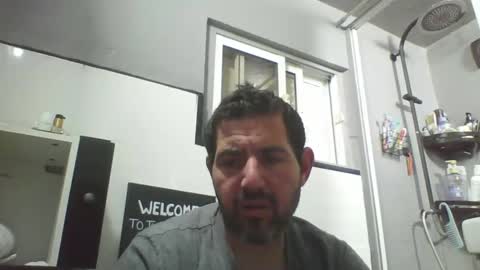 Snapshot of windowpane5 chatting on January 1, 2025, 1:26 am windowpane online show from January 1, 2025, 1:26 am