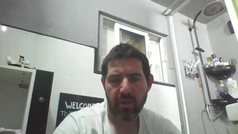 Snapshot of windowpane5 chatting on January 5, 2025, 4:59 pm windowpane online show from January 5, 2025, 4:59 pm