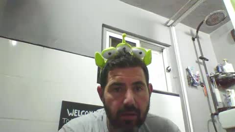 Snapshot of windowpane5 chatting on February 14, 2025, 10:36 pm windowpane online show from February 14, 2025, 10:36 pm