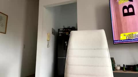 Winniethephoota online show from February 8, 2026, 7:28 pm