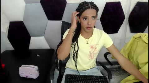 WinnyBarness online show from December 2, 2025, 2:06 am