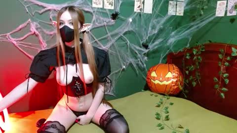 Winter online show from October 18, 2025, 3:53 am